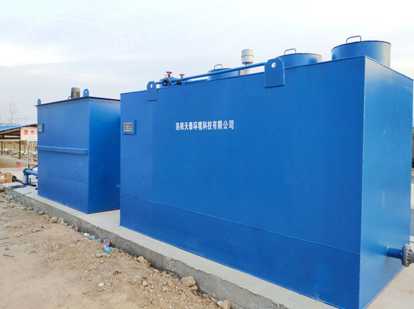 农药厂内射后入在线观看一区